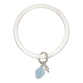 JR14AQ Flat hammered bangle with large aquamarine and pearl