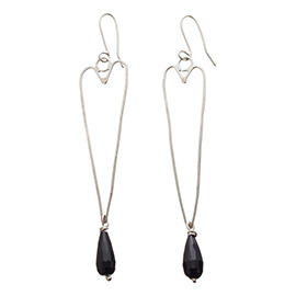 JR15BO Large heart earrings with black onyx